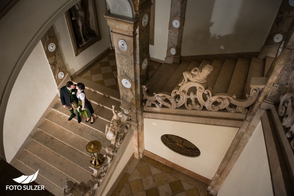 Marmorstiege-Hochzeit-Schloss-Mirabell-Mirabellgarten-Salzburg-Hochzeitsfotograf