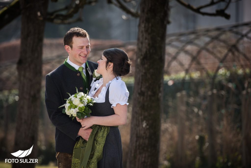 Hochzeit-Schloss-Mirabell-Mirabellgarten-Salzburg-Hochzeitsfotograf