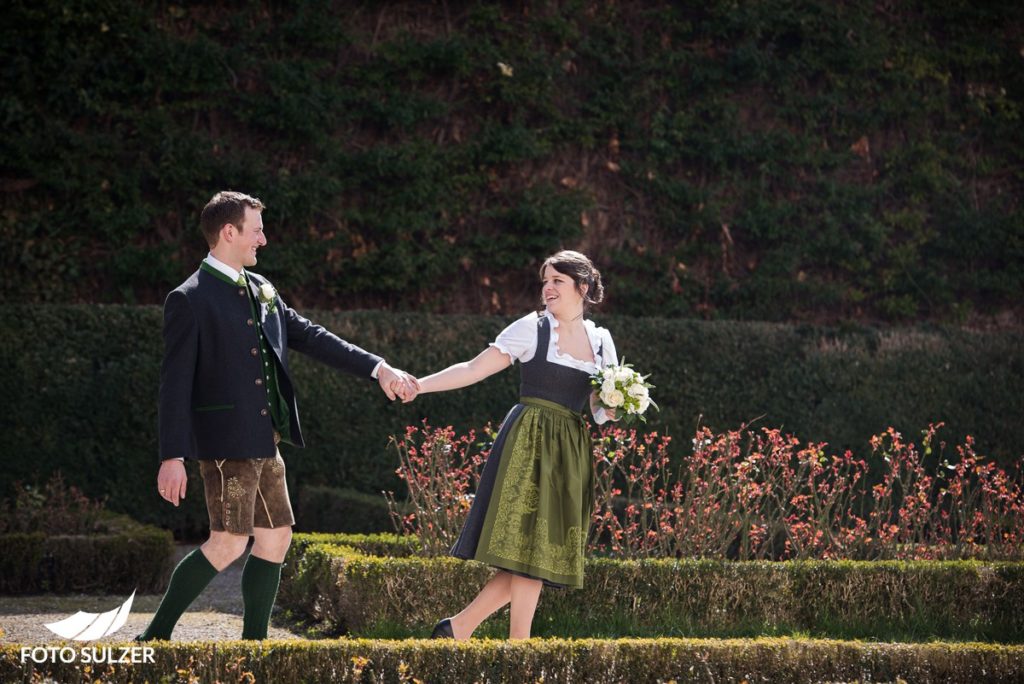 Hochzeit-Schloss-Mirabell-Mirabellgarten-Salzburg-Hochzeitsfotograf