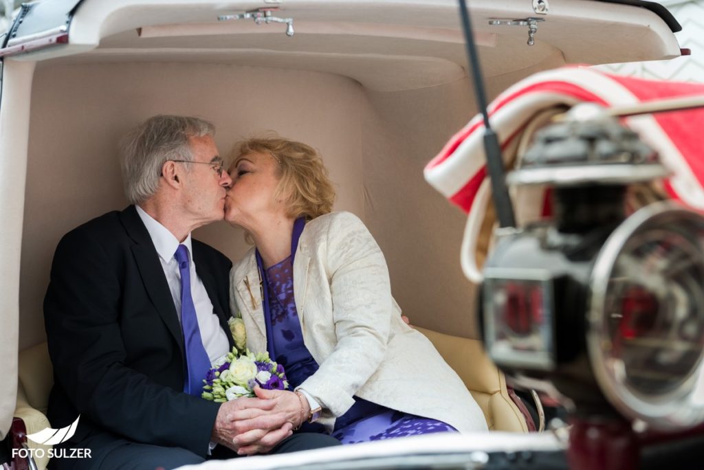 Fiaker bei Hochzeit in Mirabell, Salzburg