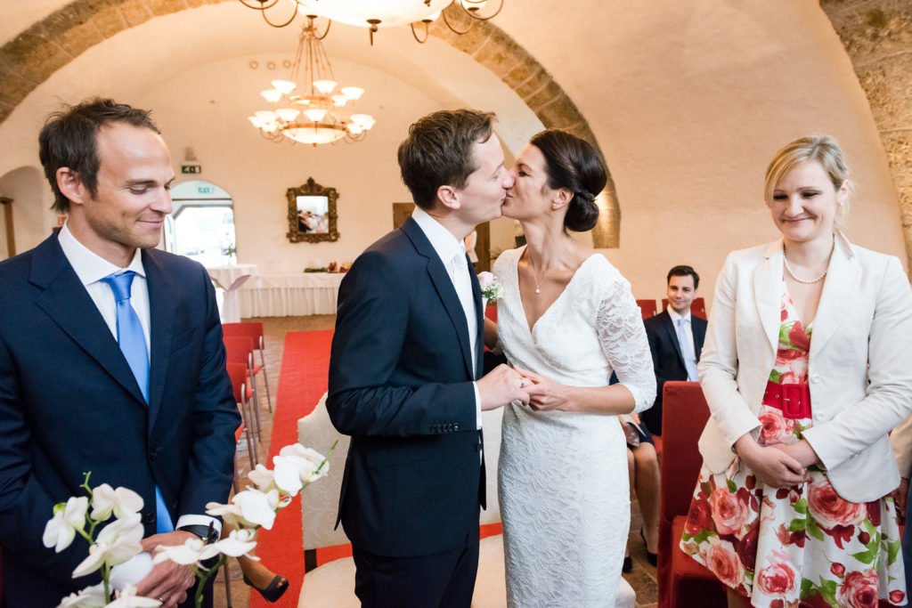 Hochzeit Schloss Mattsee toller Augenblick