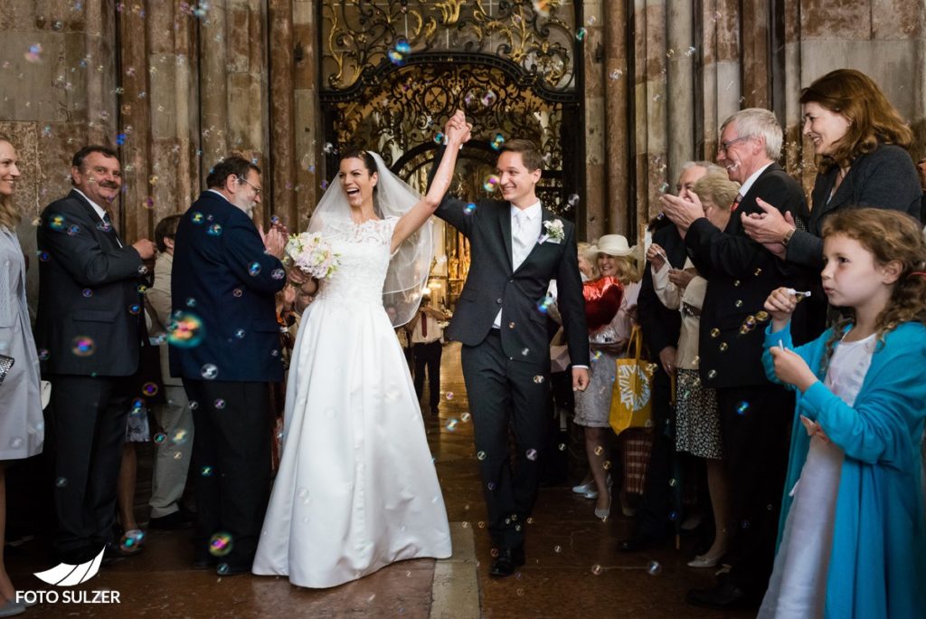 Hochzeit Salzburg Stiftskirche St. Peter Jubel