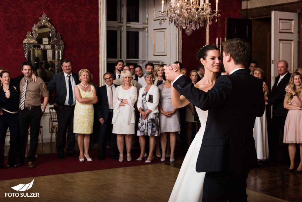 Hochzeit Salzburg Alte Residenz erster gemeinsamer Tanz